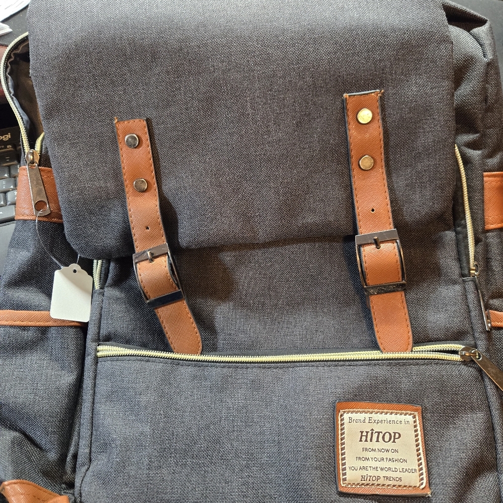 HiTop Back pack - Picture 10 of 11